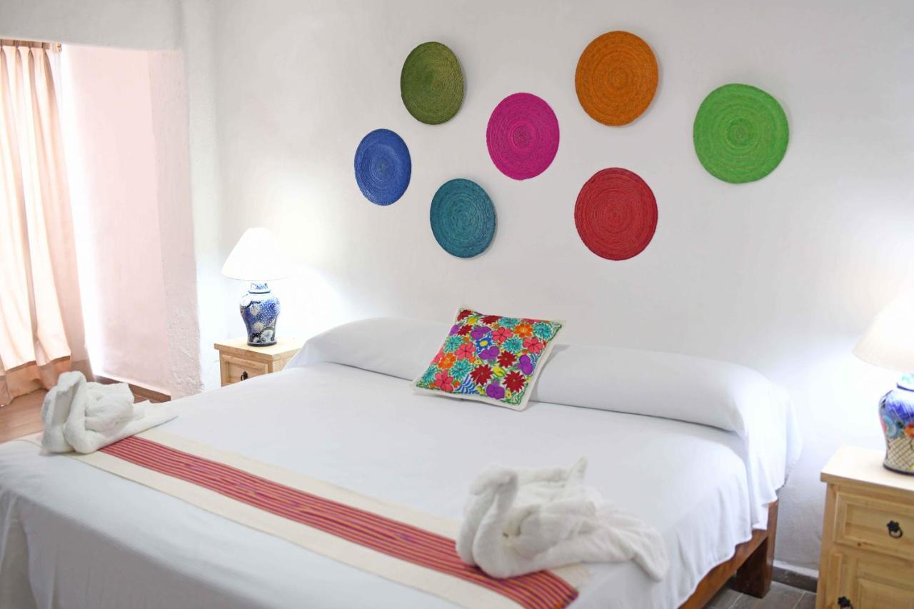 Petit Hotel Pilitas (Adults Only) Пуэрто-Вальярта Экстерьер фото