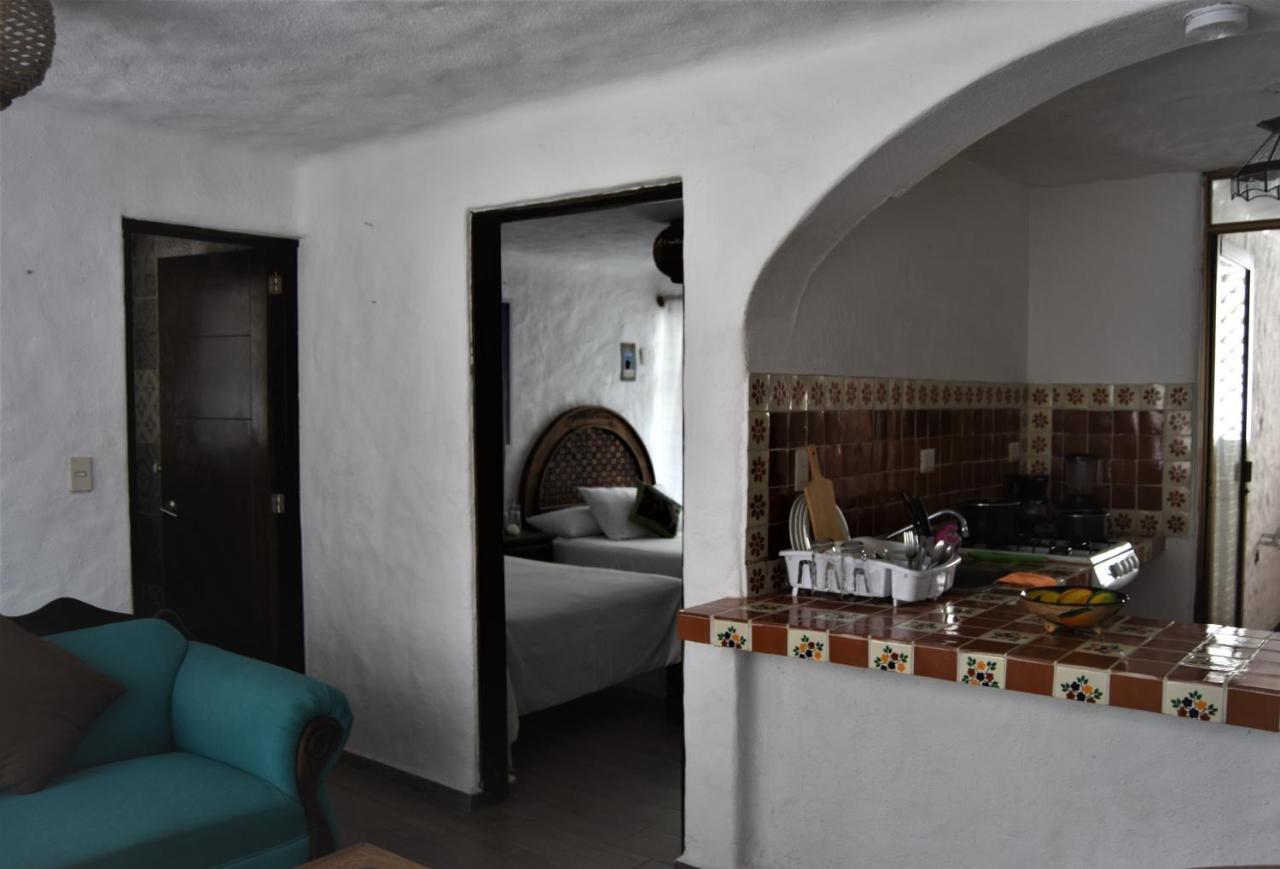 Petit Hotel Pilitas (Adults Only) Пуэрто-Вальярта Экстерьер фото