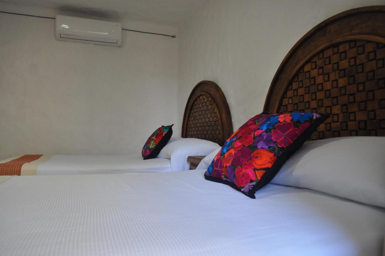 Petit Hotel Pilitas (Adults Only) Пуэрто-Вальярта Экстерьер фото
